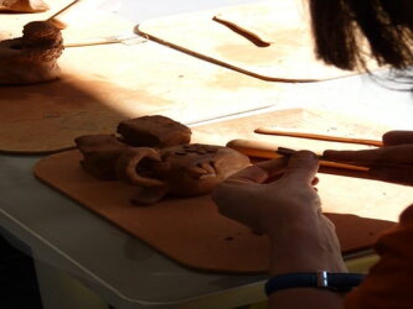 Atelier Modelage lampe à huile