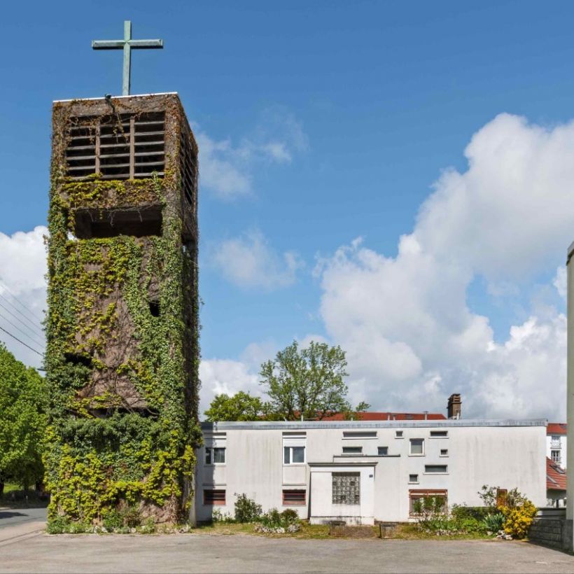 Visite : Église Saint-Pie-X, centre paroissial dans le quartier LIP