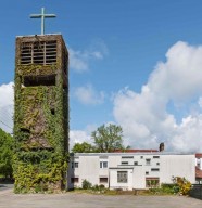 Visite : Église Saint-Pie-X, centre paroissial dans le quartier LIP