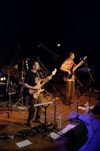 Deladjaya Trio
